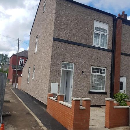 Beautiful Rooms Shaw St And Pine St Bury  Dış mekan fotoğraf