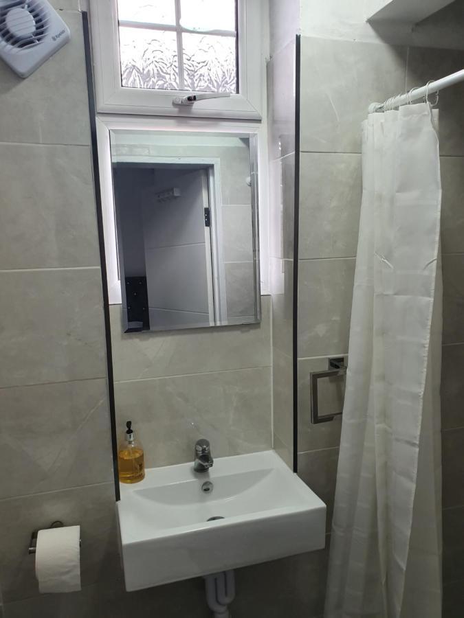 Beautiful Rooms Shaw St And Pine St Bury  Dış mekan fotoğraf