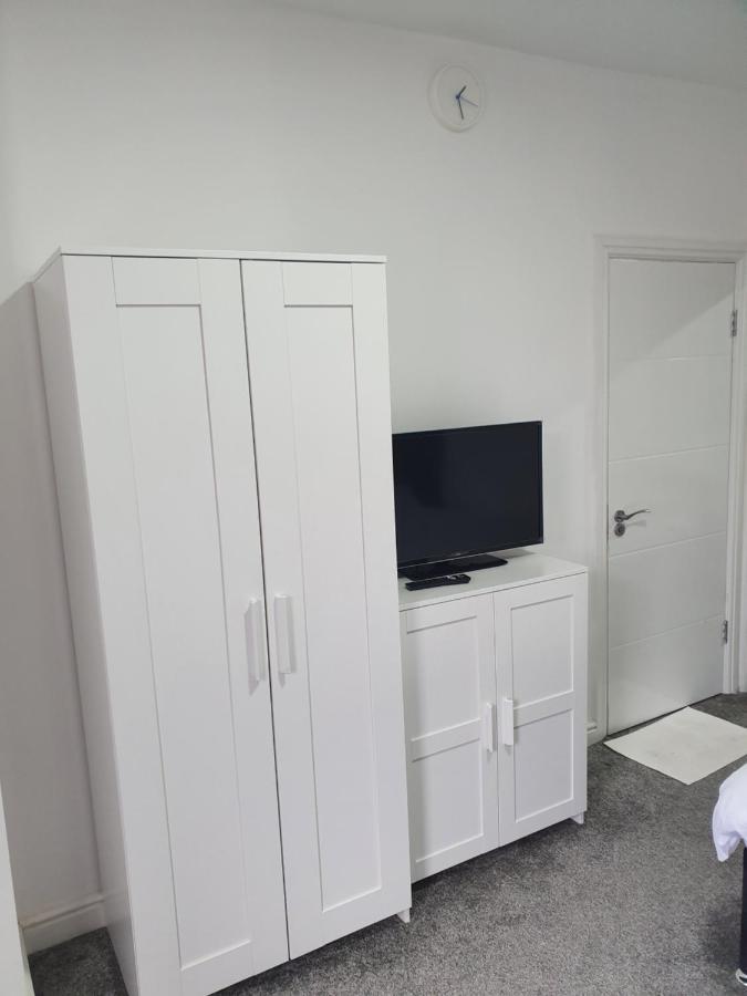 Beautiful Rooms Shaw St And Pine St Bury  Dış mekan fotoğraf