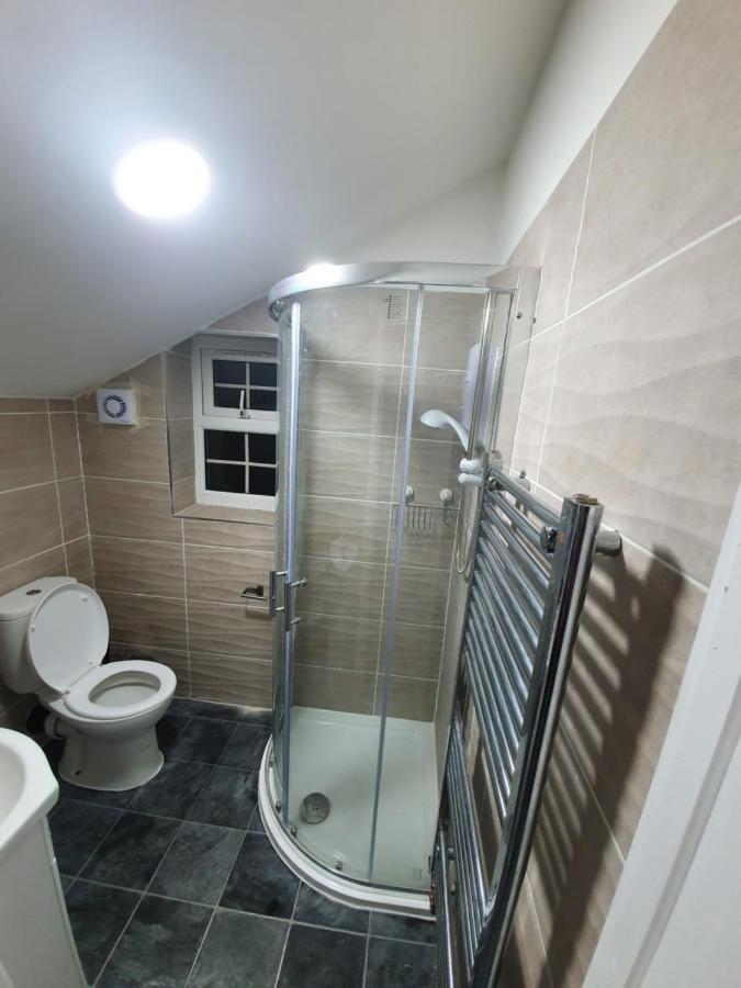 Beautiful Rooms Shaw St And Pine St Bury  Dış mekan fotoğraf