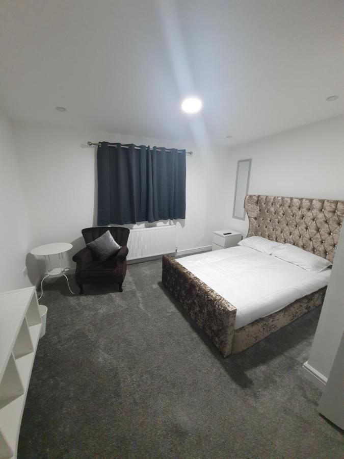 Beautiful Rooms Shaw St And Pine St Bury  Dış mekan fotoğraf