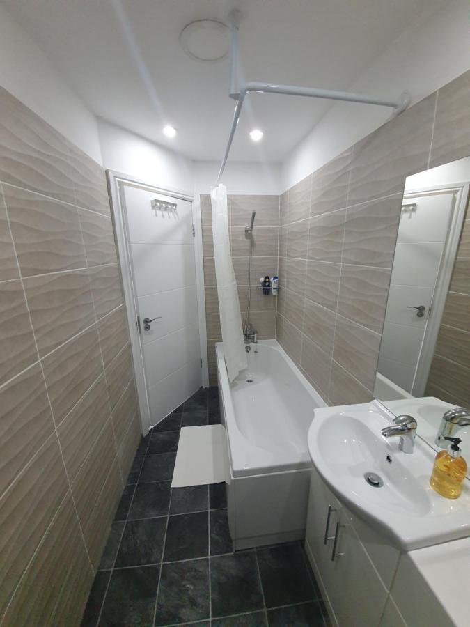Beautiful Rooms Shaw St And Pine St Bury  Dış mekan fotoğraf