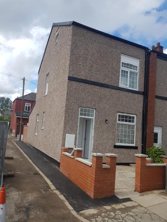 Beautiful Rooms Shaw St And Pine St Bury  Dış mekan fotoğraf